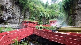 Termas Geometricas, Termas Chile